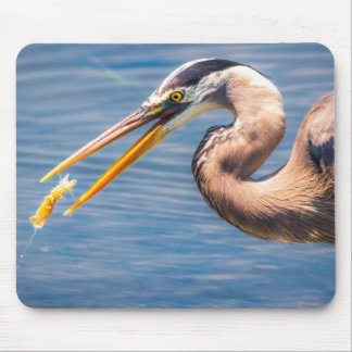 Tapis De Souris Great Blue Heron Hunt Photo Wildlife Print