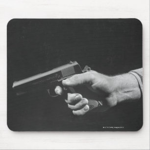 Tapis De Souris Homme tenant l'arme à feu