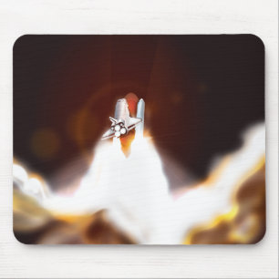 Tapis De Souris Illustration du lancement nocturne de la navette s