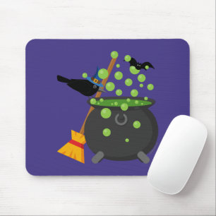 Tapis De Souris La corneille de la gentille sorcière regarde dans