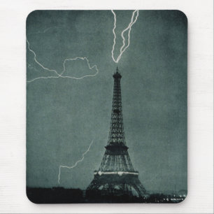 Tapis De Souris La foudre frappant la Tour Eiffel