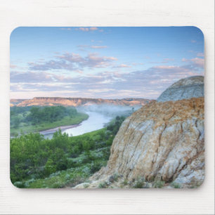 Tapis De Souris La rivière Little Missouri à la Little