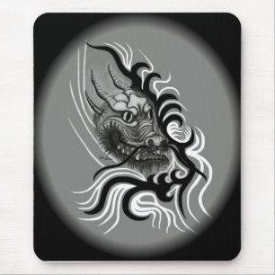 Tapis De Souris Le dragon chinois à la toiture de tatouage