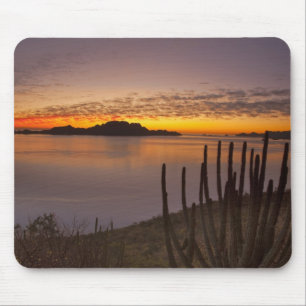 Tapis De Souris Le lever de soleil sur Isla Danzante dans le golfe