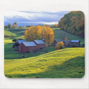Tapis De Souris Les Etats-Unis, Vermont, ferme de Jenne. Collines