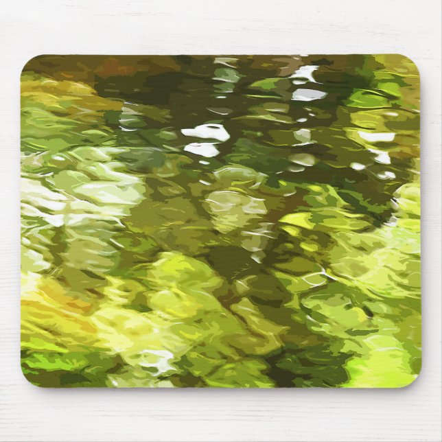 Tapis De Souris Les Feuilles de l'arbre vert réfléchis dans l'eau (Devant)