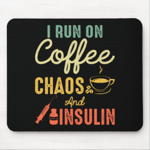 Tapis De Souris Les hommes courent sur le chaos du café et le diab