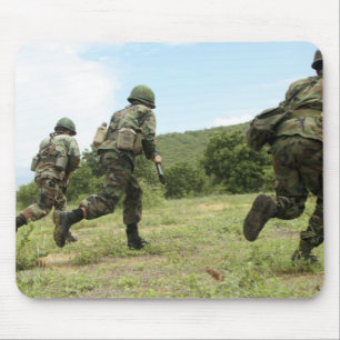 Tapis De Souris Les marines thaïlandaises royales se précipitent