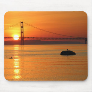 Tapis de souris Lever de soleil à Mackinaw City