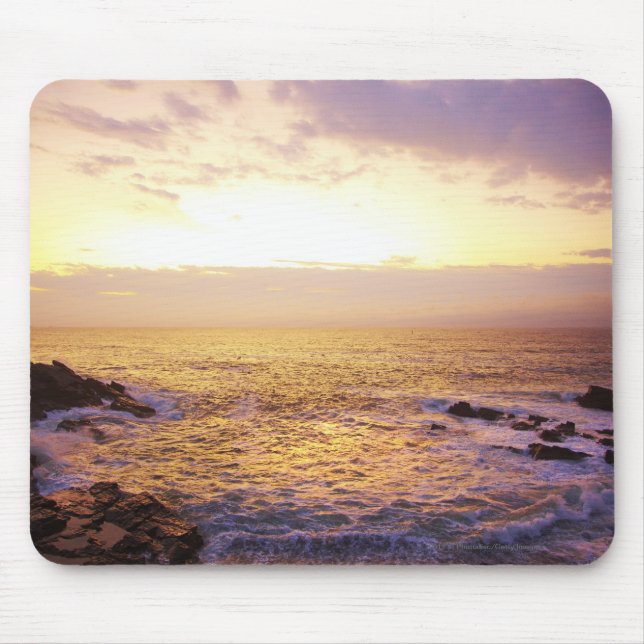 Tapis De Souris L'Océan Atlantique au lever de soleil, vue de (Devant)