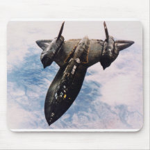 Lockheed_SR-71_in_vol