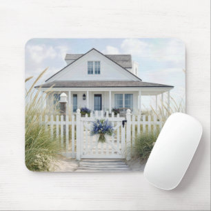 Tapis De Souris Maisonnette blanche sur la plage parmi les oyats