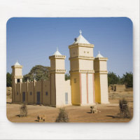 Mali, Bamako. Mosquée, rue Bamako-Djenne