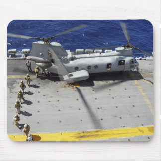 Tapis De Souris Marines embarquent un hélicoptère CH-46E Sea Knigh
