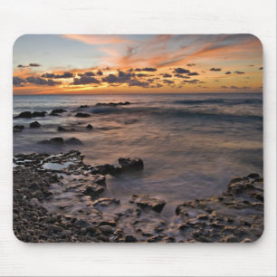 Tapis De Souris Mer des Caraïbes, Îles Caïmans. Vagues déferlantes