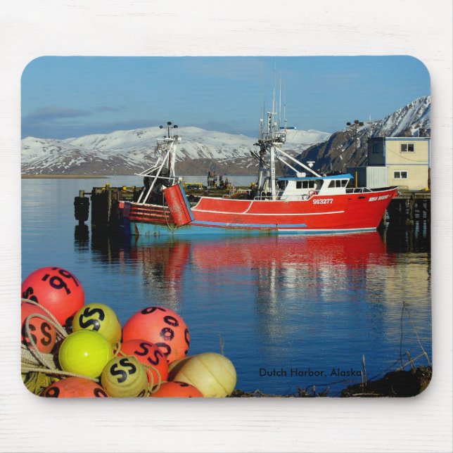 Tapis De Souris Mlle Berdie, pêchant le chalutier dans le port (Devant)