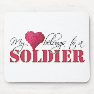 Tapis De Souris Mon coeur appartient à un soldat