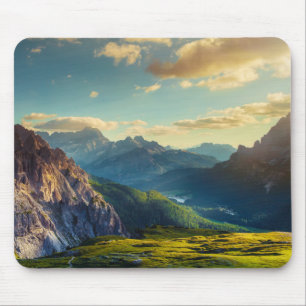 Tapis De Souris Montagnes et vallée au coucher du soleil