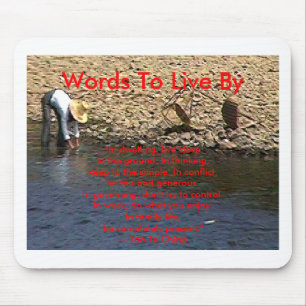 Tapis De Souris Mots À Vivre Par —Tao Te Ching Guilin 2002 Woman