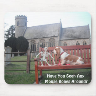 Tapis De Souris Mousepad Avec Basset Hound À La Belle Église