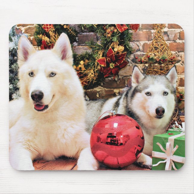 Tapis De Souris Noël - chiens de traîneau sibériens - Bailey et (Devant)