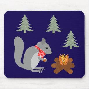 Tapis De Souris Noisettes grillées d'écureuils de Noël sur feu de