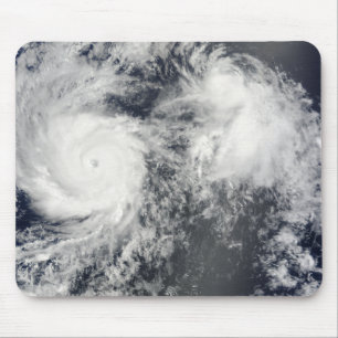 Tapis De Souris Ouragan Felicia et tempête Enrique à l'est de ba