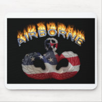 Panier de souris-cadeau en flammes