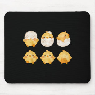 Tapis De Souris Par des poussins éclosant d'œufs Petits poulets mi
