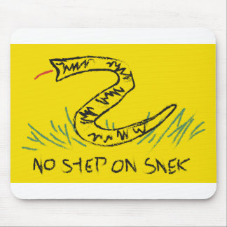 Tapis De Souris Pas d'étape sur le drapeau Snek Gadsden