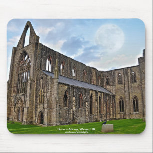 Tapis De Souris Pleine lune sur le monastère cistercien de l'abbay