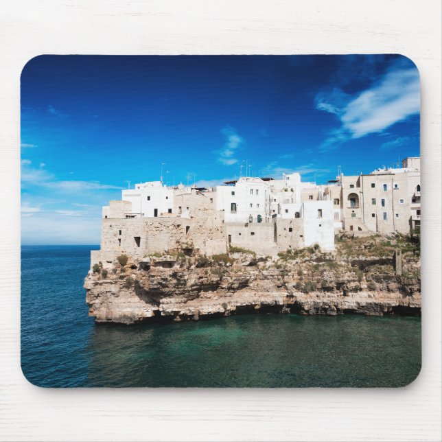 Tapis De Souris Polignano qu'une jument loge sur une falaise en (Devant)