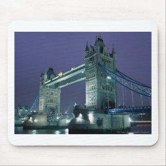 Tapis De Souris Pont de tour la nuit, Londres, Angleterre