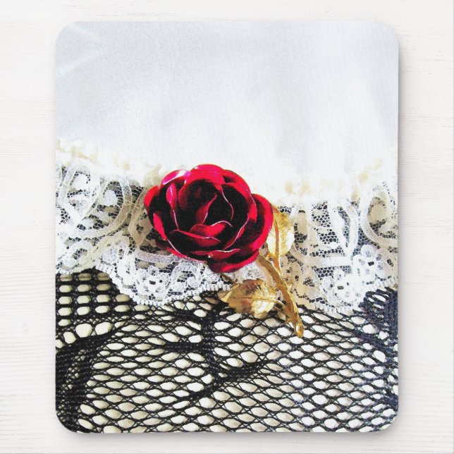 Tapis De Souris Rose rouge romantique et dentelle blanche (Devant)