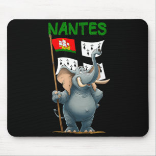 Tapis De Souris Superbe costume d'éléphant de Nantes avec drapeau