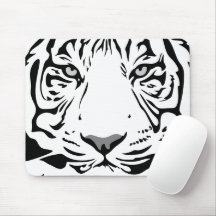 Tête de tigre abstrait en noir et blanc