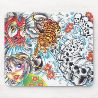 Tapis De Souris tigre oriental de femmes de crâne