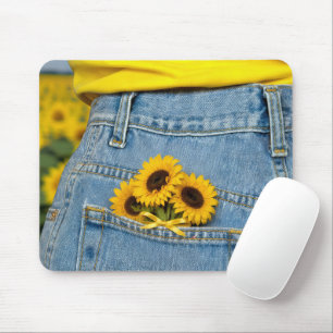 Tapis De Souris Tournesols jaunes dans une poche de jeans bleus
