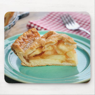 Tapis De Souris Tranche de tarte aux pommes cuite au four fraîche