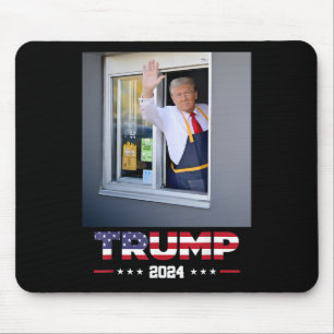 Tapis De Souris Trump fonctionne dans un drive-through Trump serva