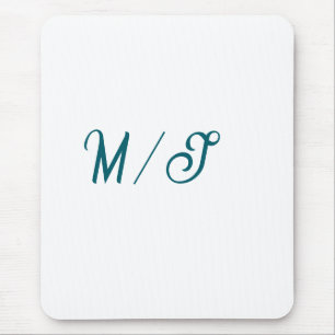 Tapis De Souris Turquoise monogramme nom de couple de mariés simpl