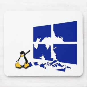 Tapis De Souris Tux the Linux Penguin Gets Medieval