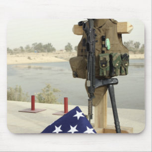 Tapis De Souris Un affichage tombé de vitesse de soldats