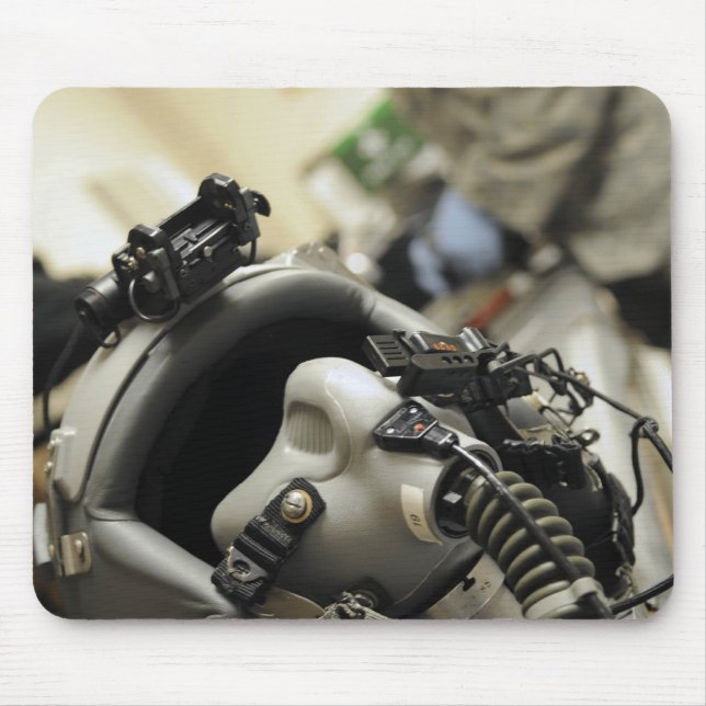 Tapis De Souris Un casque d'équipage de conduite entièrement assem (Devant)