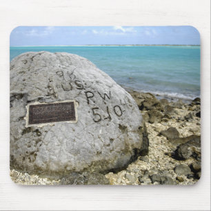 Tapis De Souris Un mémorial aux prisonniers de guerre sur l'île 