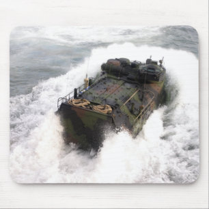 Tapis De Souris Un véhicule 2 d'assaut amphibie