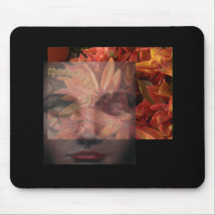 Tapis De Souris Une Femme Naturelle Méditant Mousepad