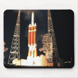 Tapis De Souris Une fusée lourde du delta IV enlève