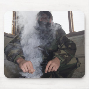 Tapis De Souris Une marine remplit chambre à gaz de plus de gaz de