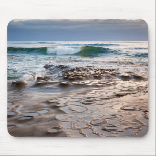 Tapis De Souris Vague se brisant sur la plage, Californie